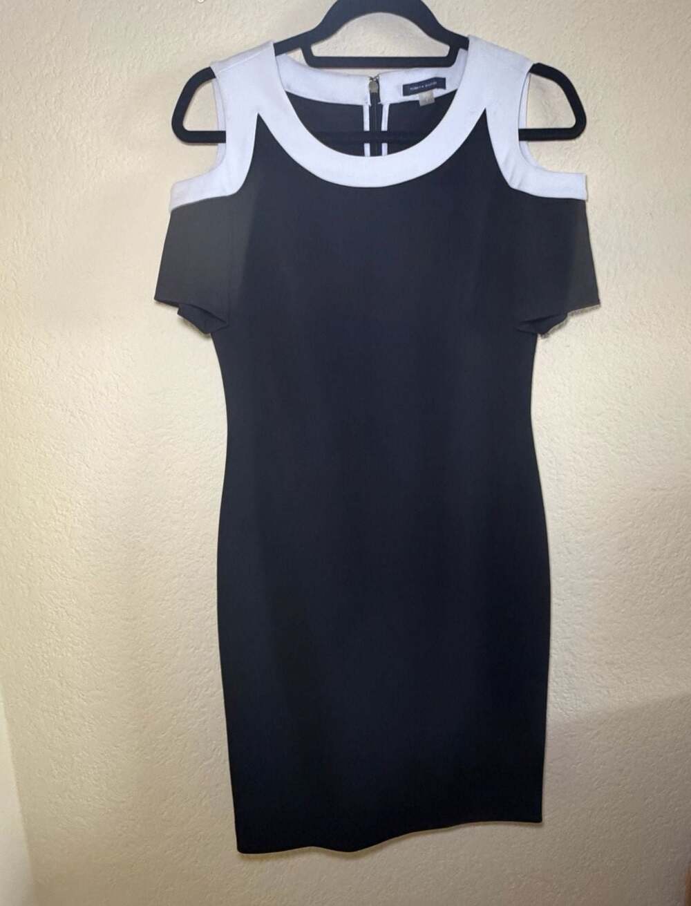 Tommy Hilfiger Black and White Cold Shoulder Sheath Dress Size 6